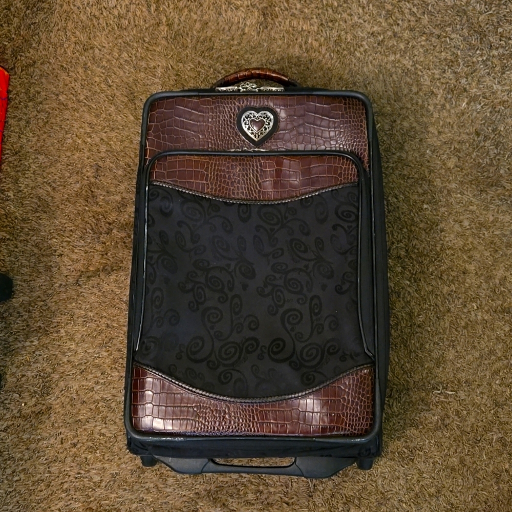 Brighton Vintage Style Rolling Suitcase
